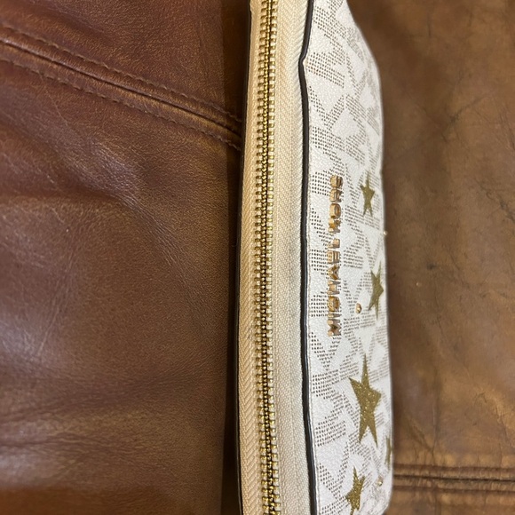 Michael Kors Illustrations Gold Stars Continental Travel Wallet Signature - Picture 11 of 15